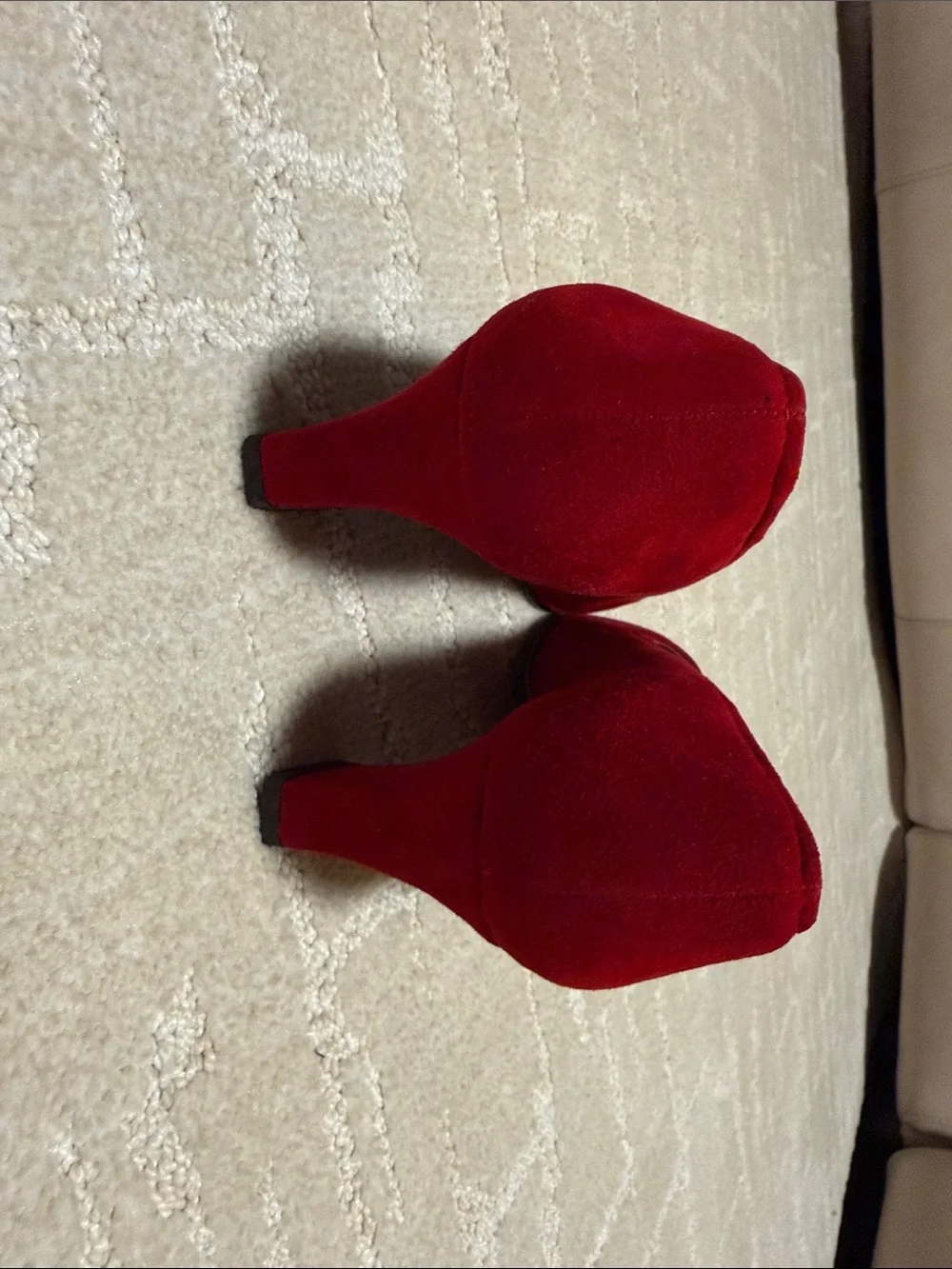 Sesto Meucci Red Suede Mid Heel Pumps